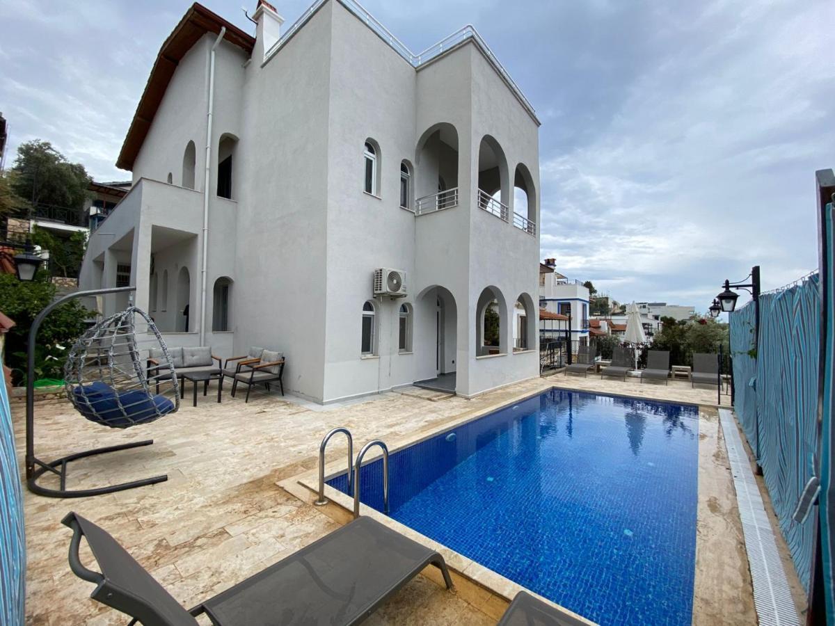 Shared Pool Flat Located 3 Min To Beach In Kalkan Apartment Ngoại thất bức ảnh